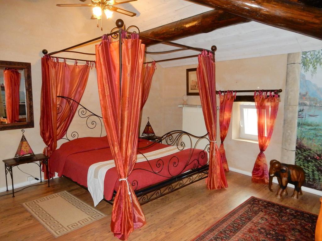 Le Chateau Des Estubiers Bed & Breakfast Serignan-du-Comtat Luaran gambar